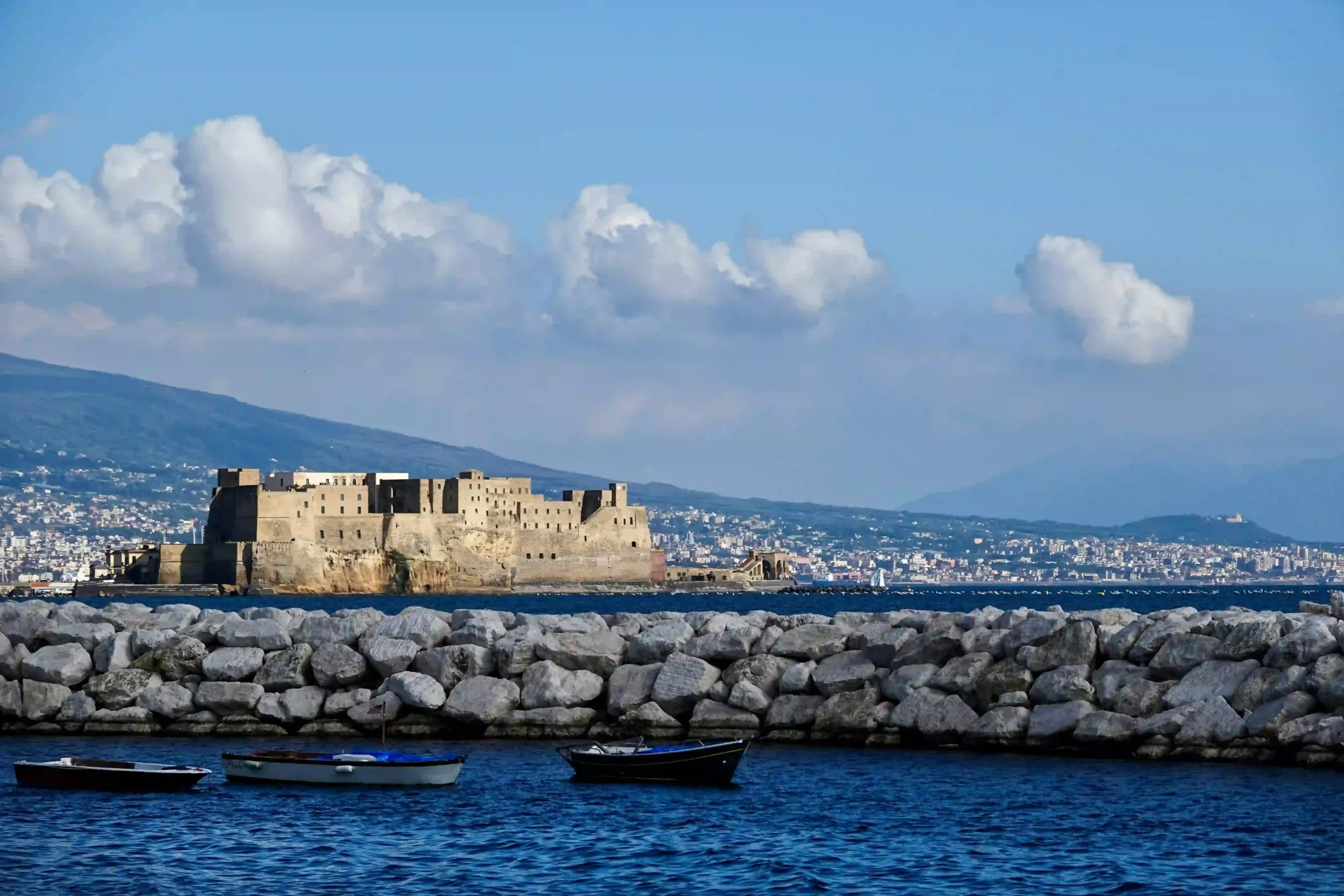 AbroadPulse visit Naples